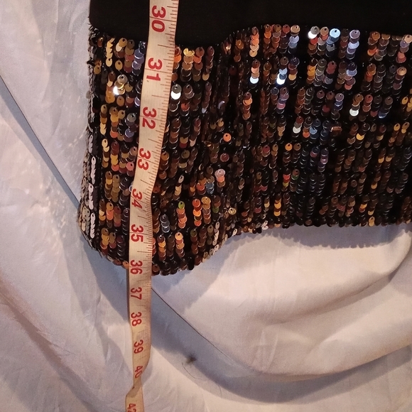 COPY - EUC Vince Camuto black w gold sequins shif… - Picture 8 of 8